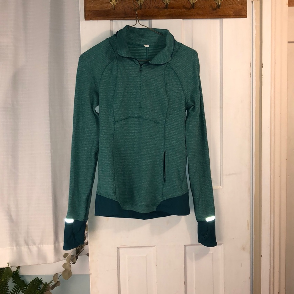 Lululemon Yoga Pullover